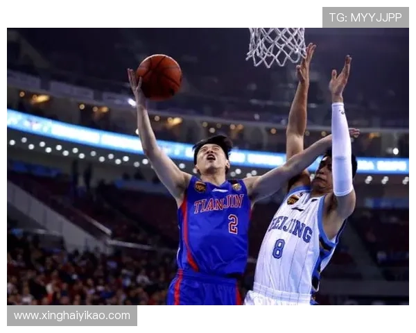 李伟篮球生涯回顾与展望对话分享运动精神与成长故事